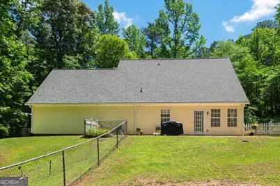 159 Hutchinson Lake Road, Senoia, GA 30276 - Photo 17