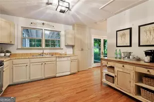 130 Cains Cove Dr, Alpharetta, GA 30009 - Photo 5