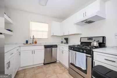 208 Natchez Trc, Sandy Springs, GA 30350 - Photo 3