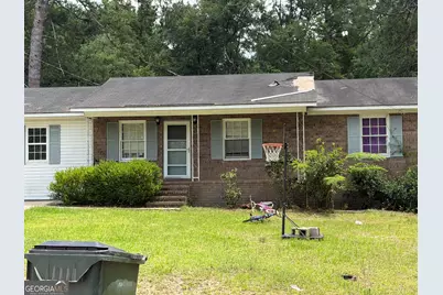 552 Colegrove Drive, Swainsboro, GA 30401 - Photo 1