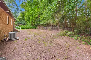 910 Perry Dr, Macon, GA 31217 - Photo 39