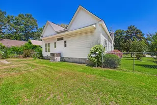 1197 Borum St, Unadilla, GA 31091 - Photo 11