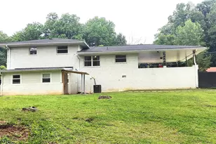 2752 Arrowood Dr, East Point, GA 30344 - Photo 25