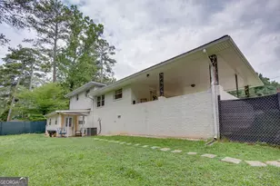 2752 Arrowood Dr, East Point, GA 30344 - Photo 25