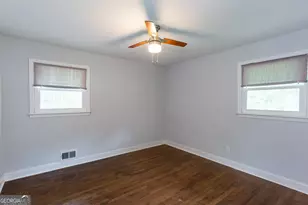 2752 Arrowood Dr, East Point, GA 30344 - Photo 23