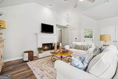 1545 Quail Point Run, Hoschton, GA 30548 - Photo 11