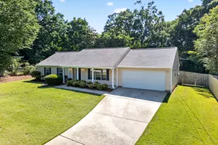 35 Sunnybrook Dr, McDonough, GA 30253 - Photo 9