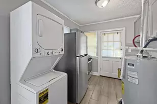 109 Vine St SW, Atlanta, GA 30314 - Photo 9