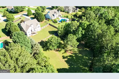 221 Chasewood Lane, Senoia, GA 30276 - Photo 7