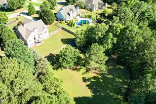 221 Chasewood Ln, Senoia, GA 30276 - Photo 7