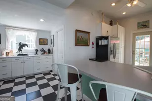 504 Dartmouth St, Brunswick, GA 31520 - Photo 17