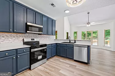 394 Brandish Drive, Newnan, GA 30263 - Photo 13