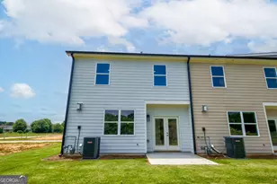 47 Crest Dr, Hartwell, GA 30643 - Photo 3