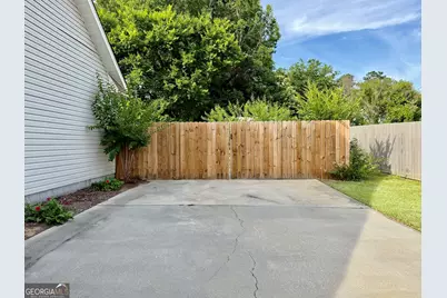 202 Westchester Drive, Dublin, GA 31021 - Photo 3