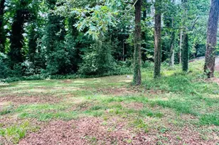 521 Navarre Dr, Stone Mountain, GA 30087 - Photo 9