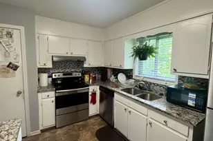 521 Navarre Dr, Stone Mountain, GA 30087 - Photo 7