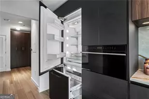 933 Peachtree St NE, Atlanta, GA 30309 - Photo 11