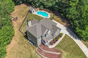 39 Hawthorne Pl, Sharpsburg, GA 30277 - Photo 5
