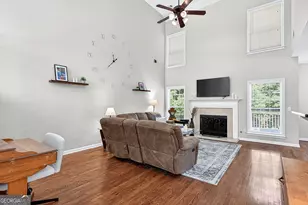 39 Hawthorne Pl, Sharpsburg, GA 30277 - Photo 11