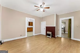 76 Park St, Commerce, GA 30529 - Photo 11