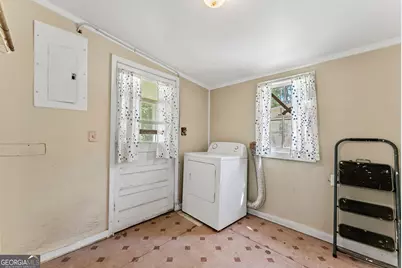 76 Park Street, Commerce, GA 30529 - Photo 17