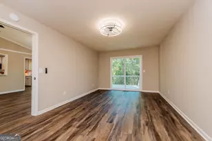 121 Eastlake Dr, Warner Robins, GA 31093 - Photo 11