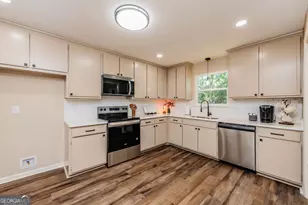 121 Eastlake Dr, Warner Robins, GA 31093 - Photo 7