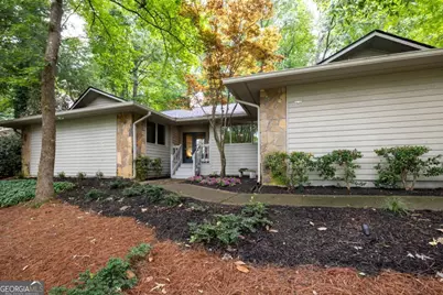 4198 Lake Rill Court, Marietta, GA 30062 - Photo 3