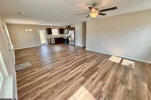 103 Continental St, Glennville, GA 30427 - Photo 11