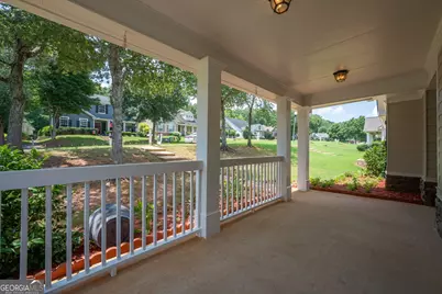 39 Medallion Park, Newnan, GA 30265 - Photo 5