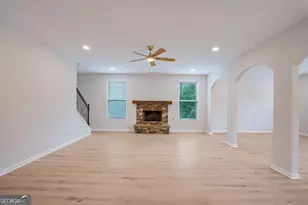 190 Thrushwood Dr, Fayetteville, GA 30215 - Photo 15