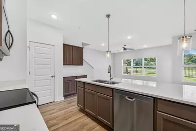 2290 Santa Fe Street, Morrow, GA 30260 - Photo 9