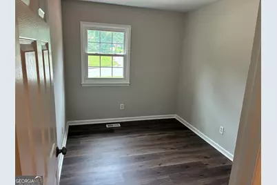 10572 Eagle Drive, Jonesboro, GA 30238 - Photo 9