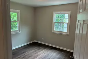 10572 Eagle Dr, Jonesboro, GA 30238 - Photo 11