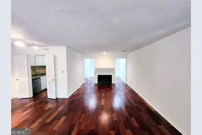 8740 Roswell Roa #9D, Atlanta, GA 30350 - Photo 3
