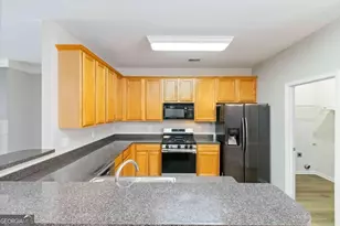 3864 Guilderoy Ln, Austell, GA 30106 - Photo 9