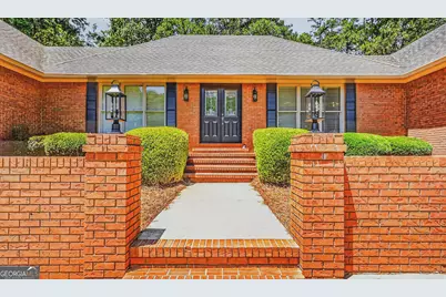 312 Ashford Circle, Lagrange, GA 30240 - Photo 3