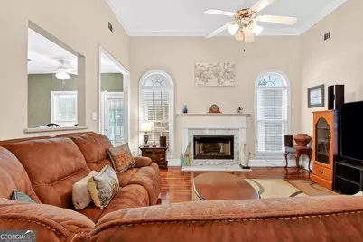 220 Farr Lake Drive, Tyrone, GA 30290 - Photo 17