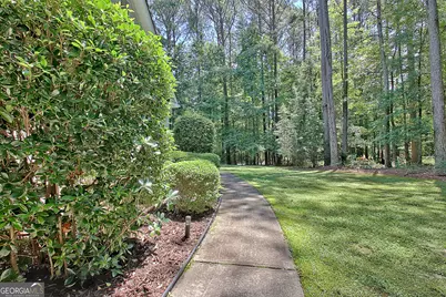 220 Farr Lake Drive, Tyrone, GA 30290 - Photo 5