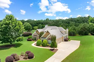 134 Beaumont Farms Dr, Sharpsburg, GA 30277 - Photo 3