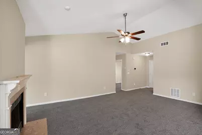 3235 Hunters Crossing Point, Lithonia, GA 30038 - Photo 15