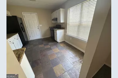 3235 Hunters Crossing Point, Lithonia, GA 30038 - Photo 5