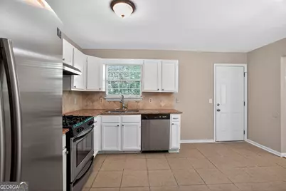 1298 Baywood Glen, Lithonia, GA 30058 - Photo 13