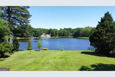130 Beechvalley Drive, Sharpsburg, GA 30277 - Photo 9