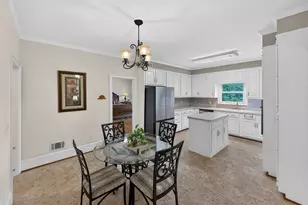 130 Beechvalley Dr, Sharpsburg, GA 30277 - Photo 11