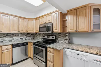 2870 Pharr Court South NW #2506, Atlanta, GA 30305 - Photo 23