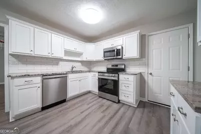 6040 Luna Drive, Columbus, GA 31907 - Photo 11