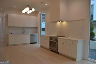 370 2nd St, Fayetteville, GA 30214 - Photo 5