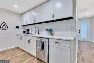 2841 Waters Rd SW, Atlanta, GA 30354 - Photo 11