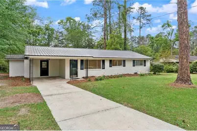 147 Greenwood Street, Jesup, GA 31545 - Photo 1
